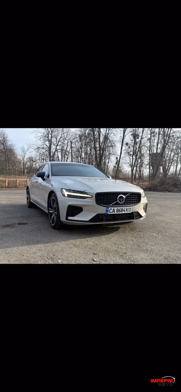 Volvo S60 - фото 1