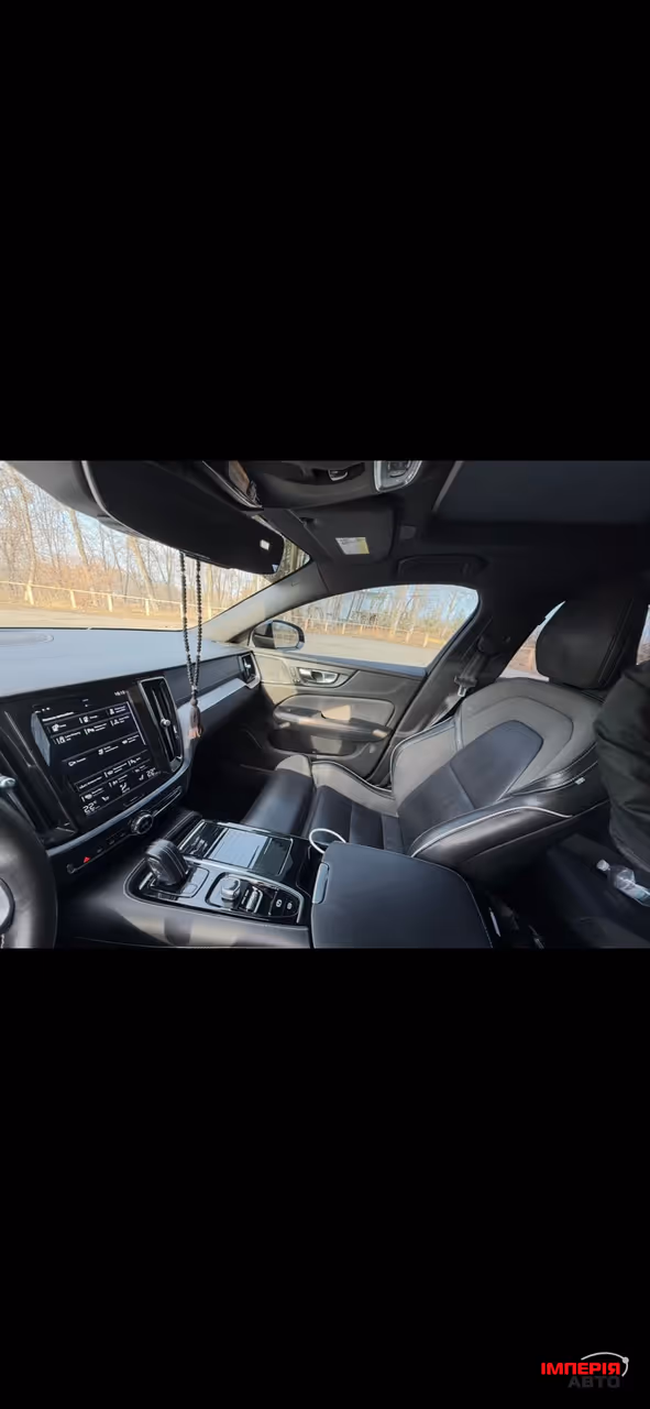 Volvo S60 - фото 7