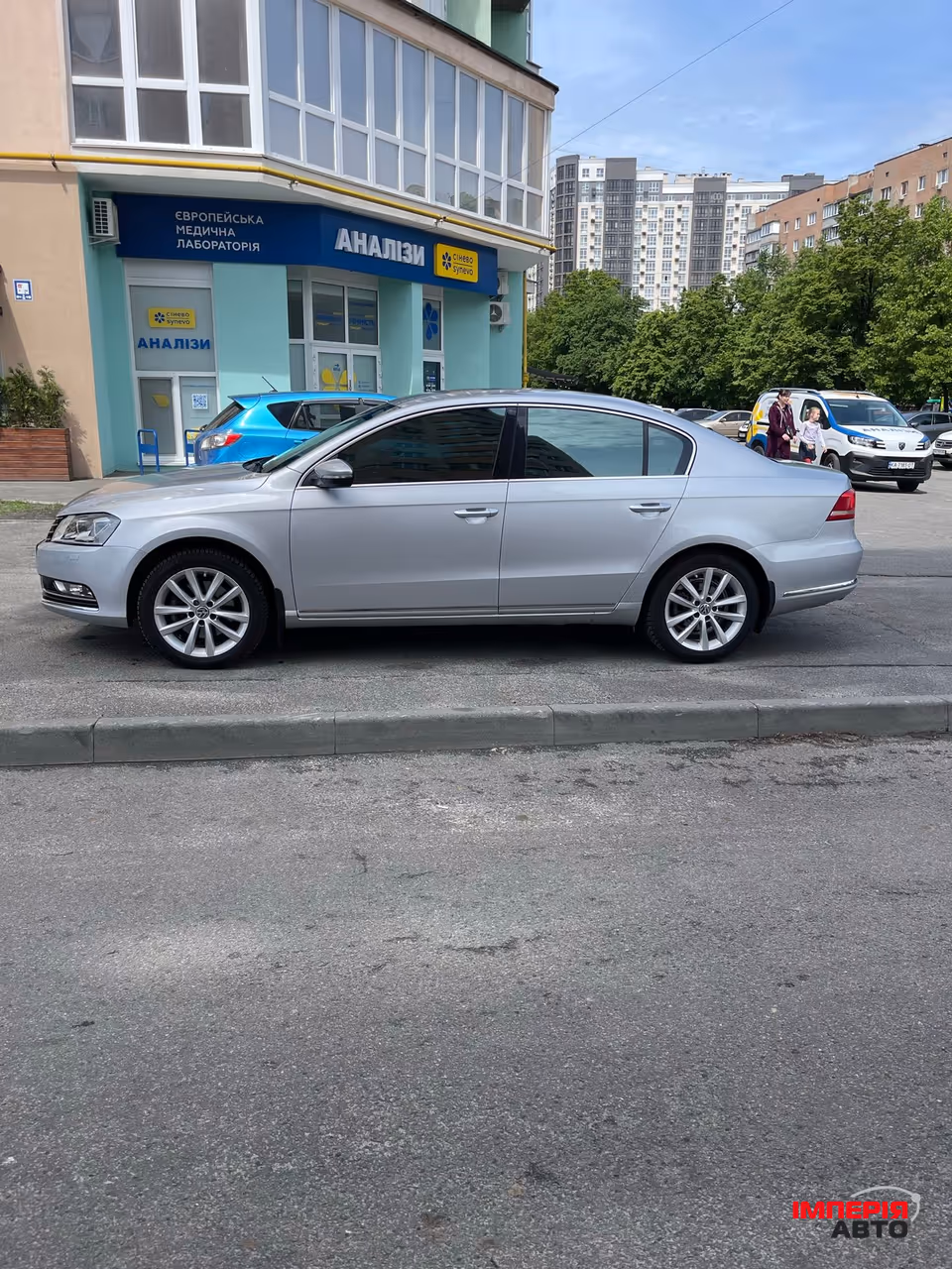 Volkswagen Passat - фото 4