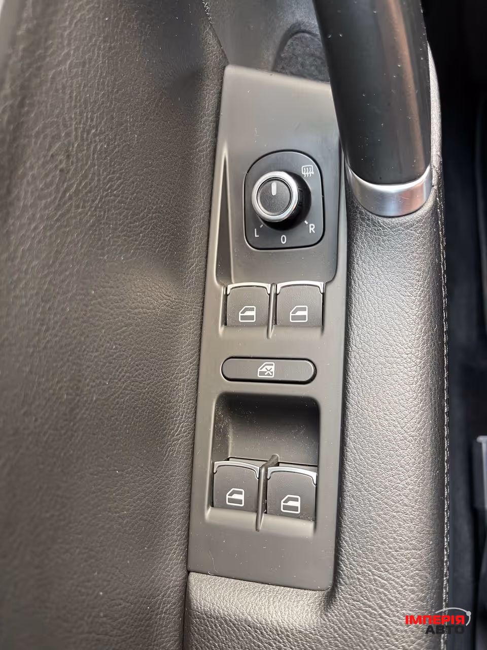 Volkswagen Passat - фото 11