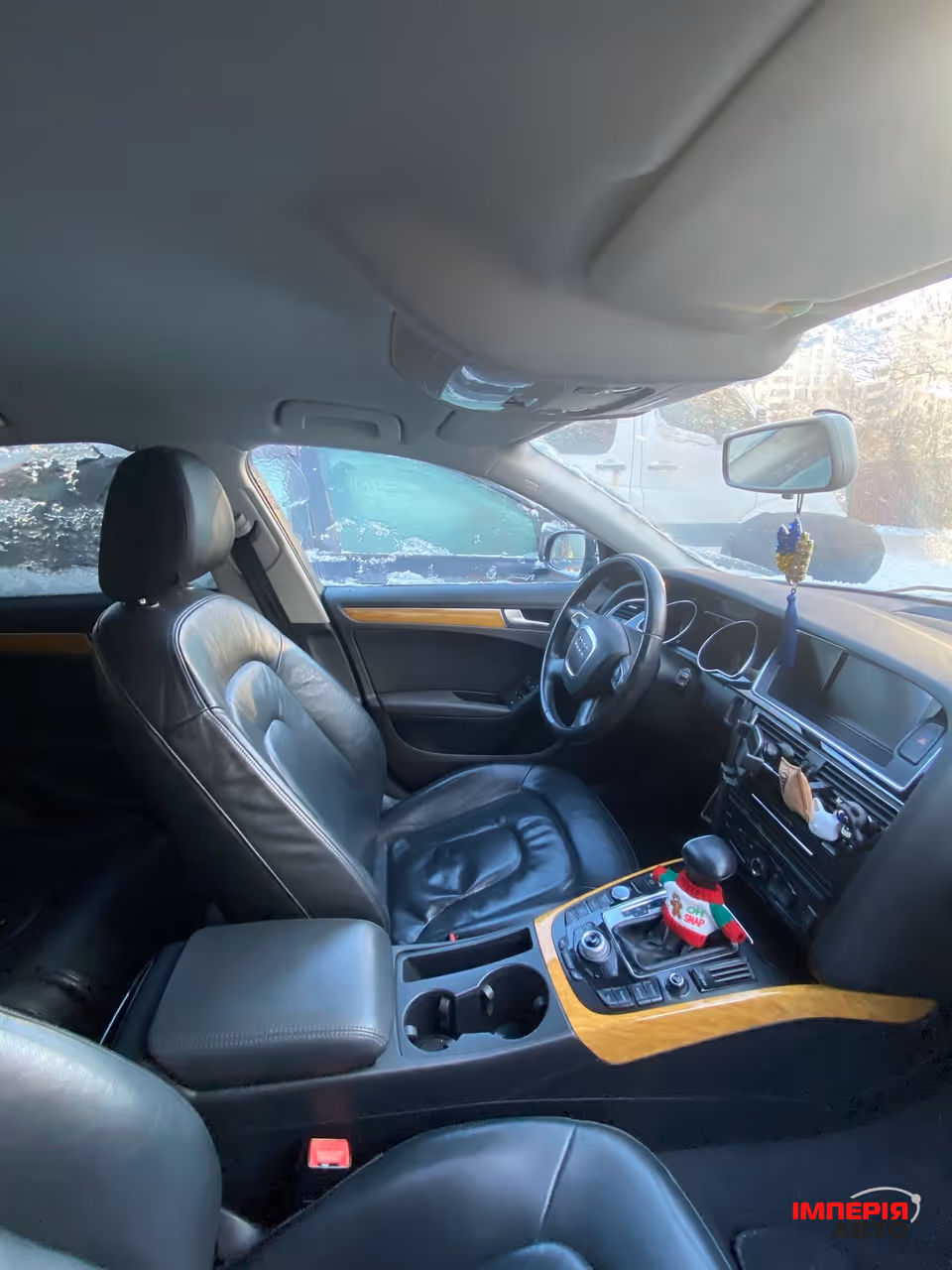 Audi A4 - фото 6