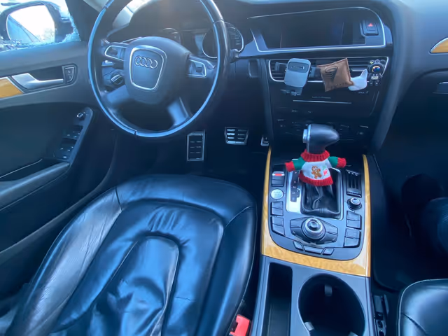 Audi A4 - фото 4