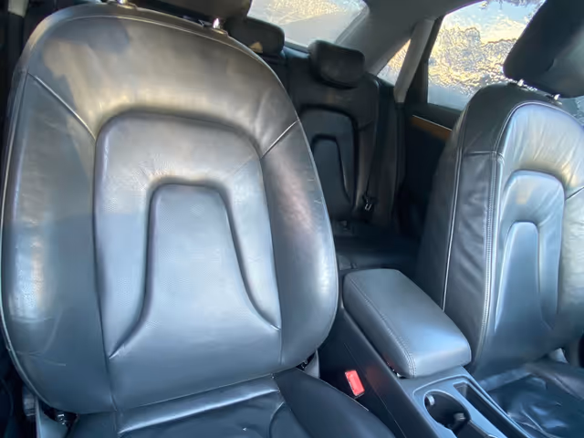 Audi A4 - фото 5