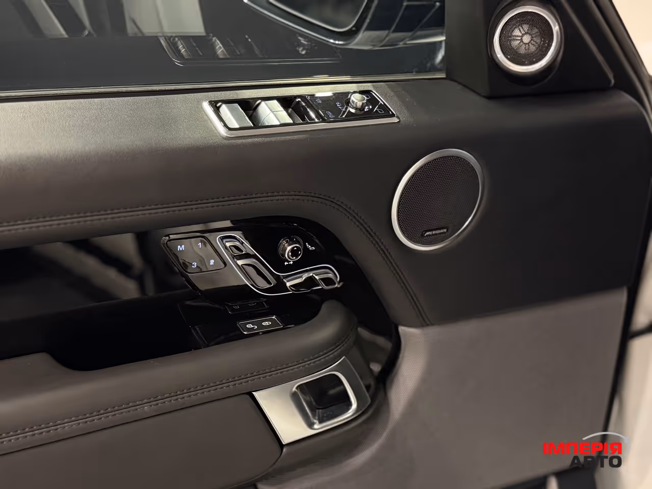 Land Rover Range Rover - фото 15