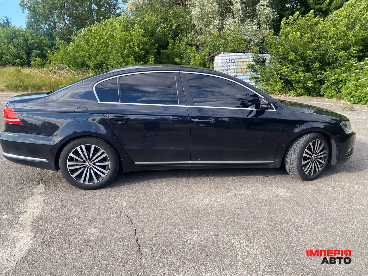 Volkswagen Passat - фото 3