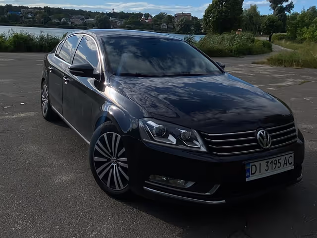 Volkswagen Passat - фото 1