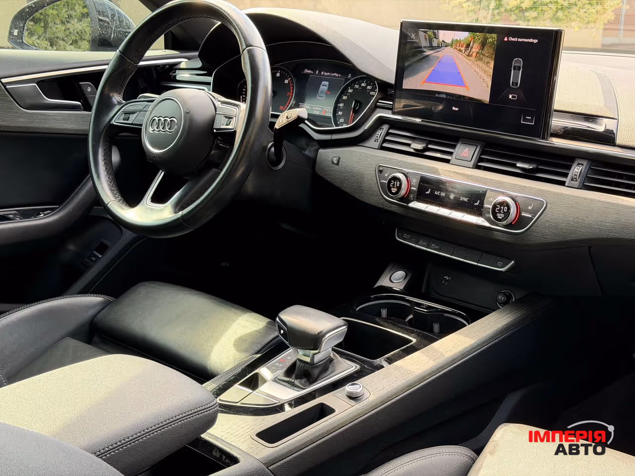 Audi A5 - фото 8