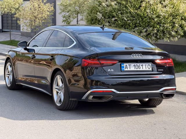 Audi A5 - фото 4