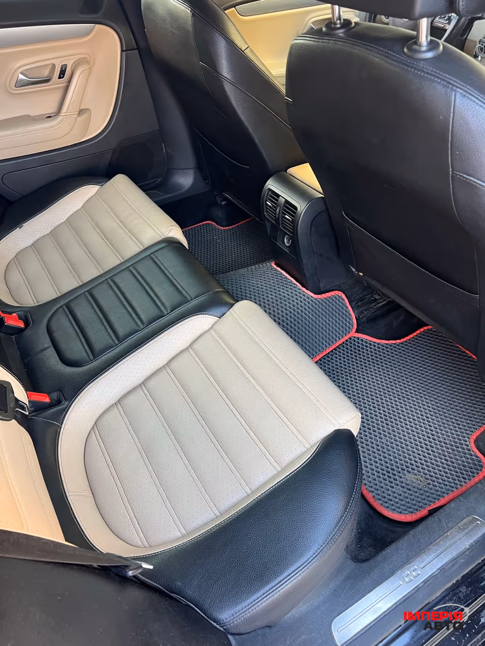Volkswagen Passat CC - фото 26