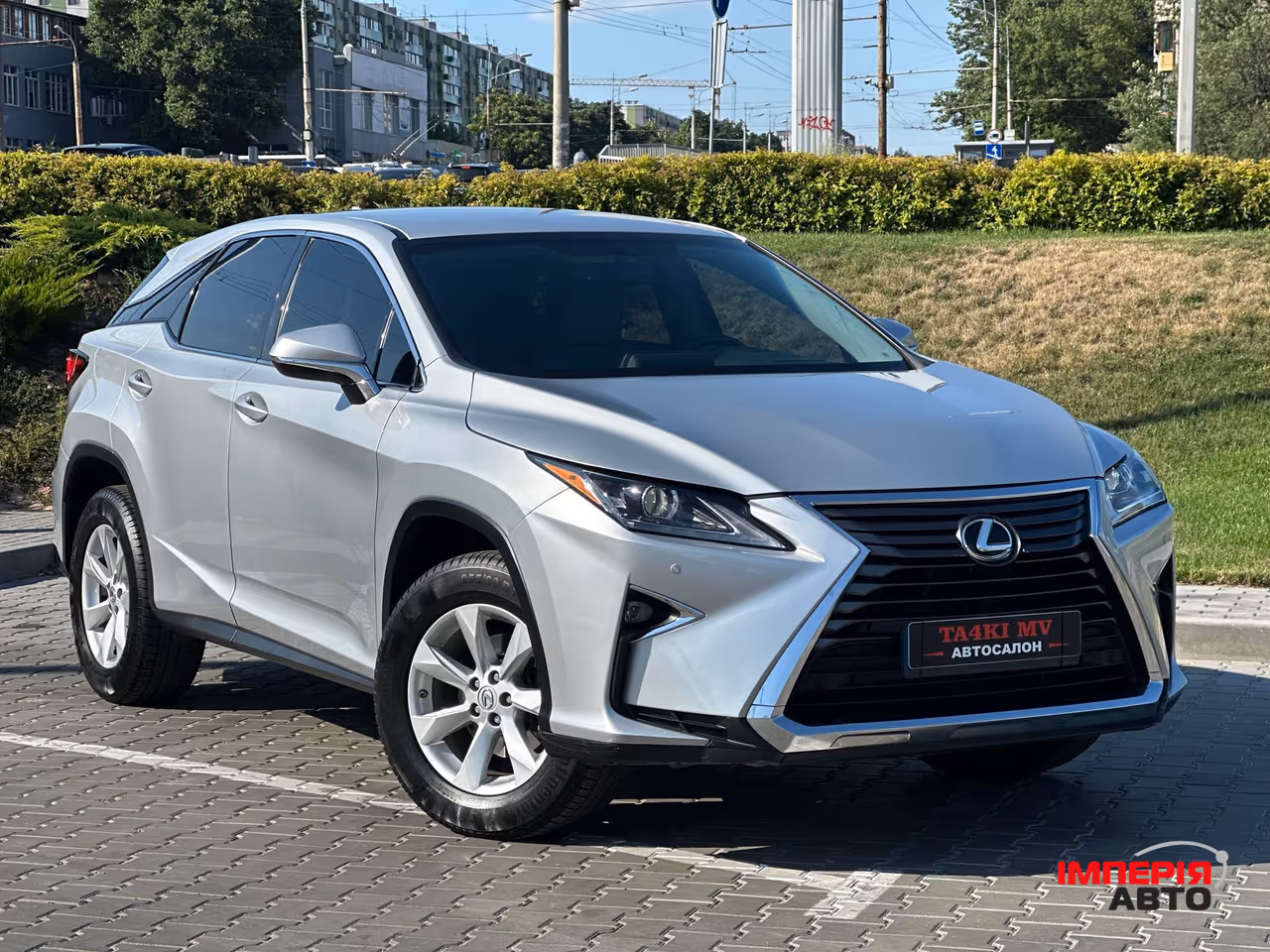 Lexus RX - фото 6