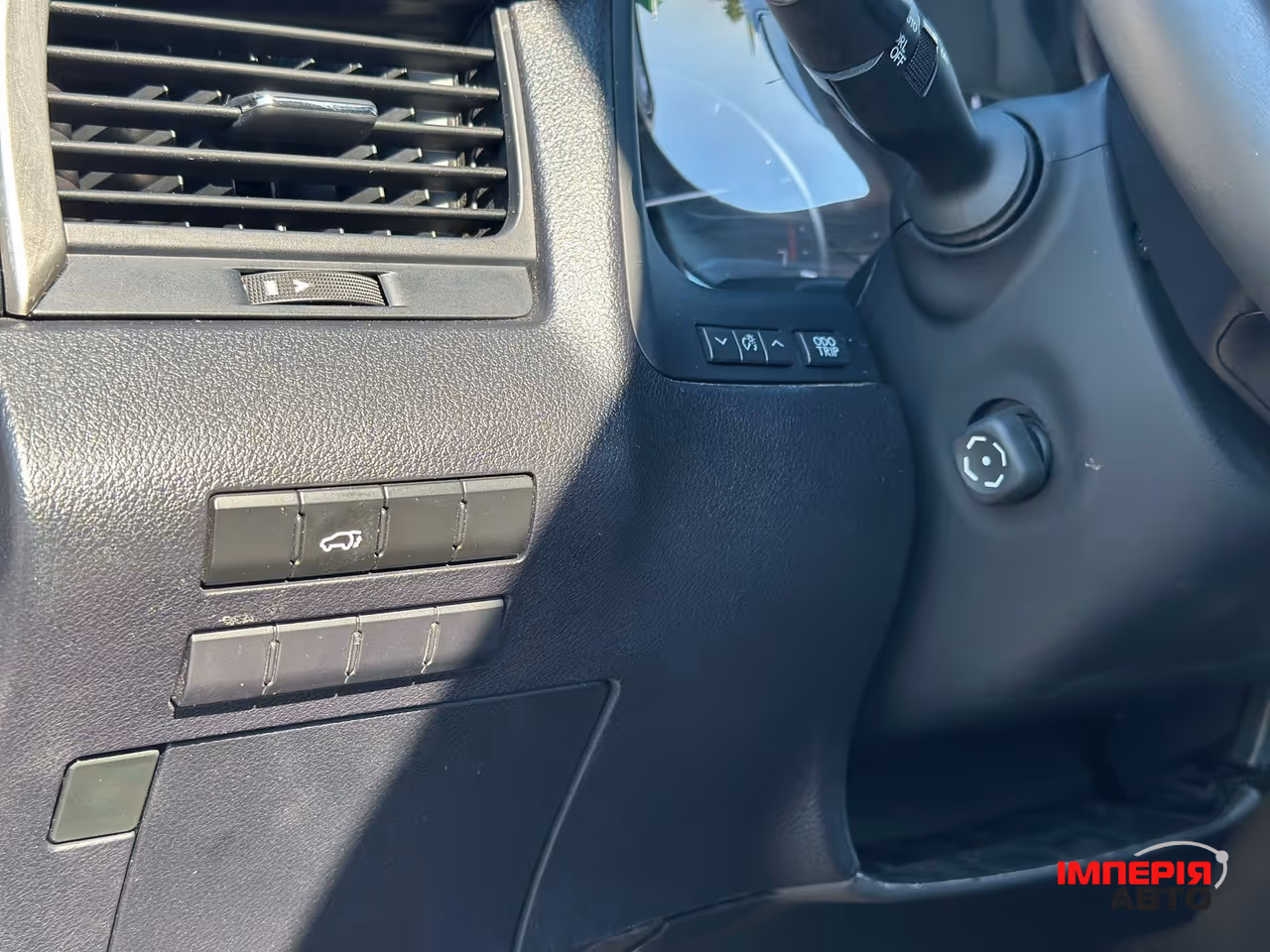 Lexus RX - фото 16