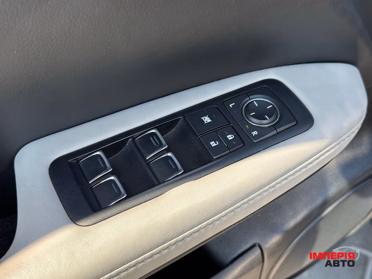 Lexus RX - фото 15