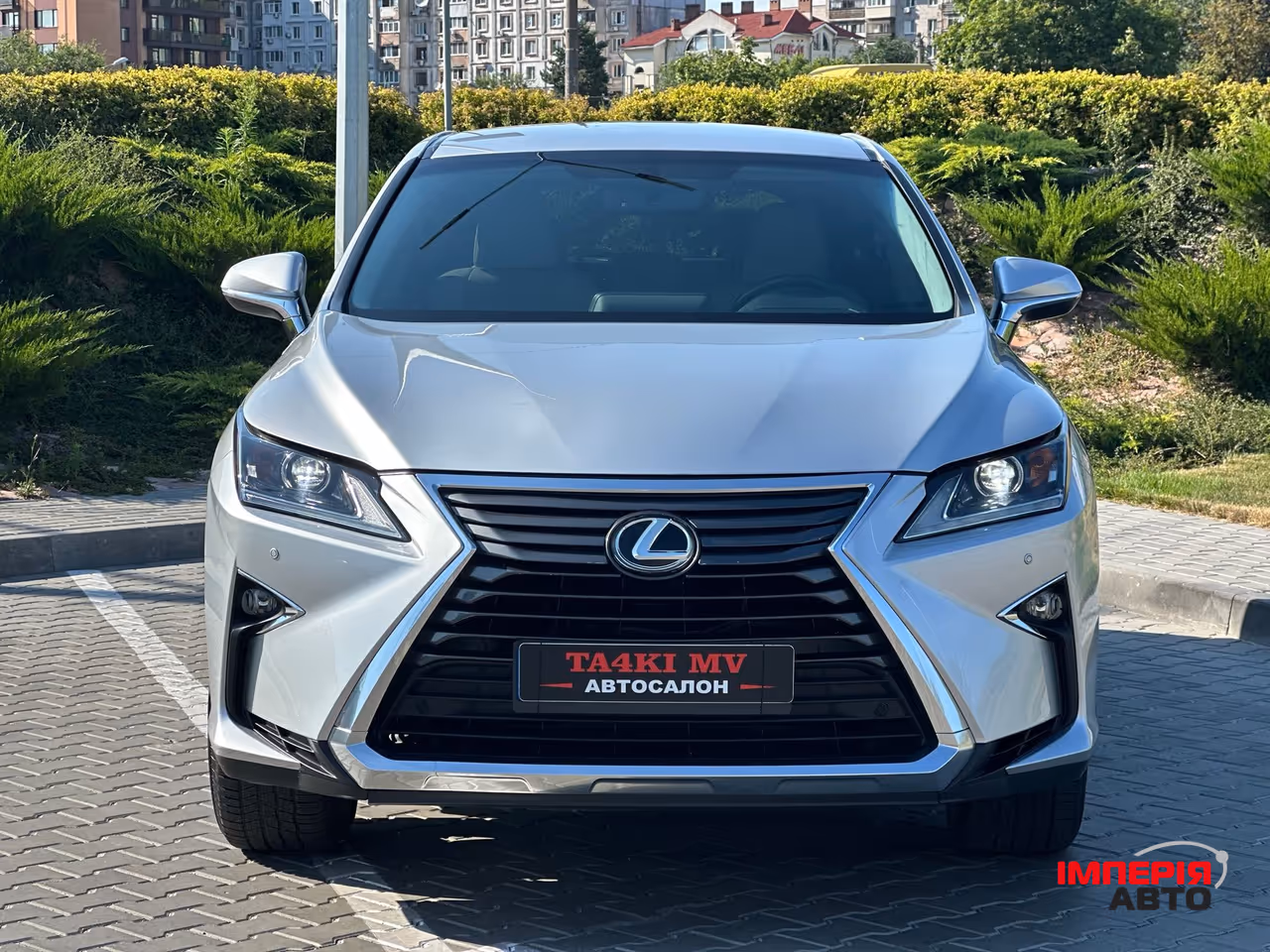 Lexus RX - фото 4