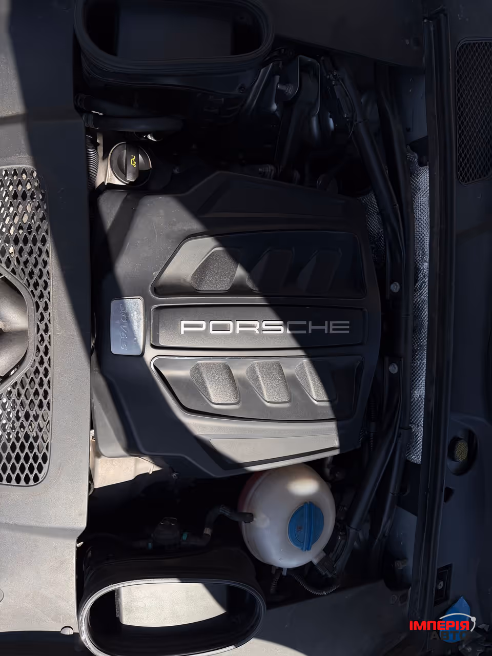 Porsche Macan - фото 30