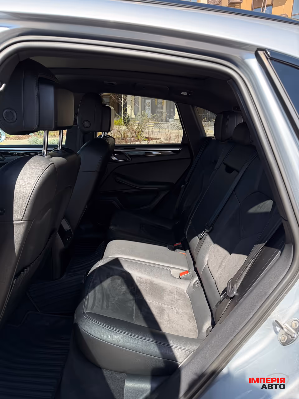 Porsche Macan - фото 15