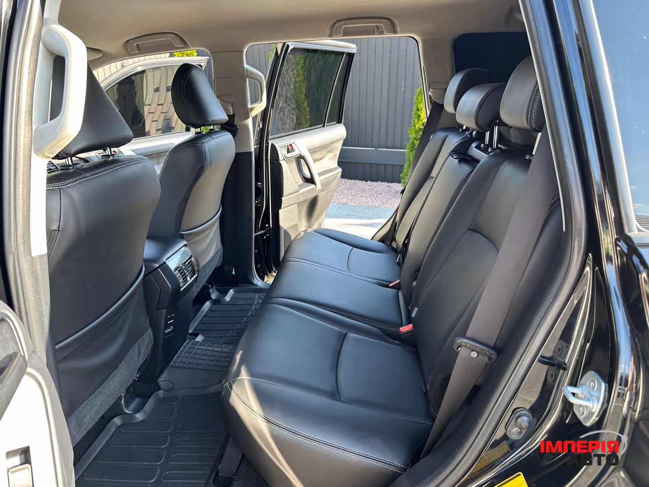 Toyota Land Cruiser Prado - фото 9