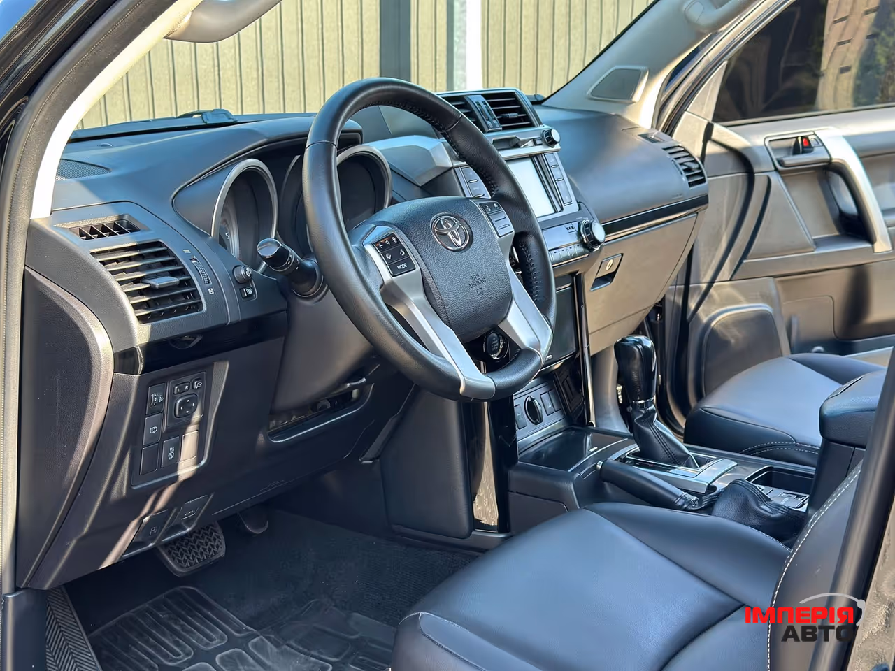 Toyota Land Cruiser Prado - фото 7