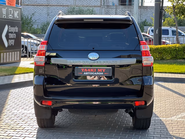Toyota Land Cruiser Prado - фото 3