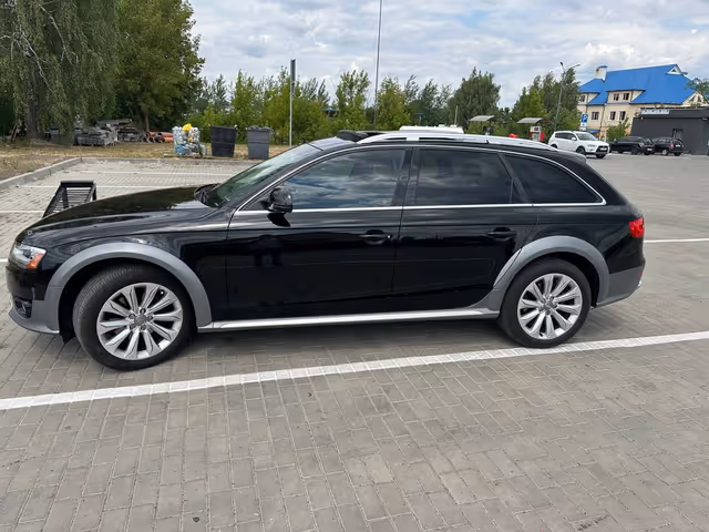 Audi A4 allroad - фото 4