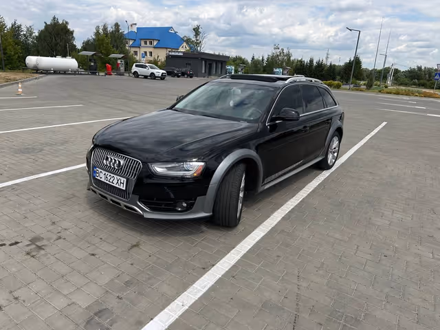 Audi A4 allroad - фото 1