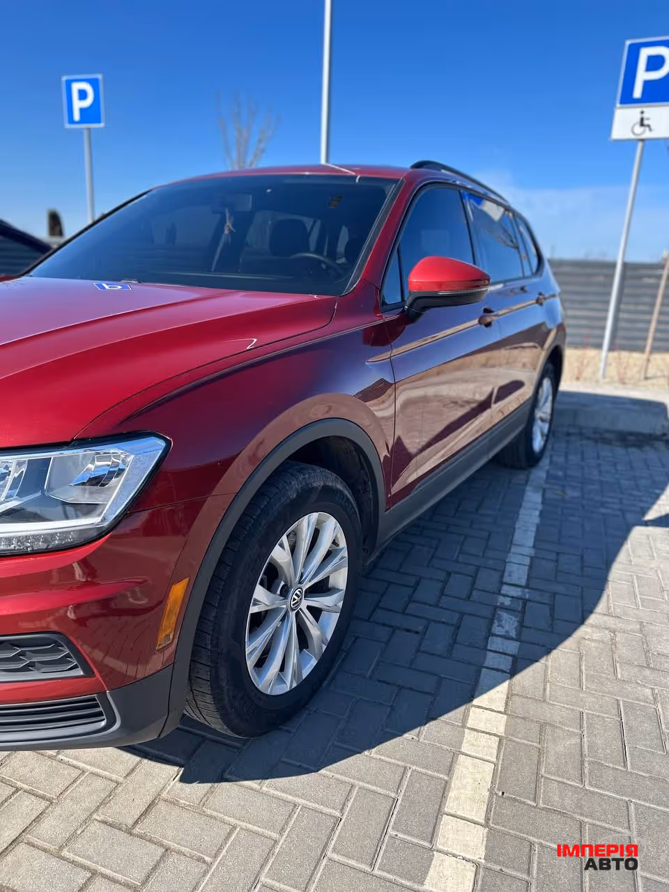Volkswagen Tiguan - фото 3