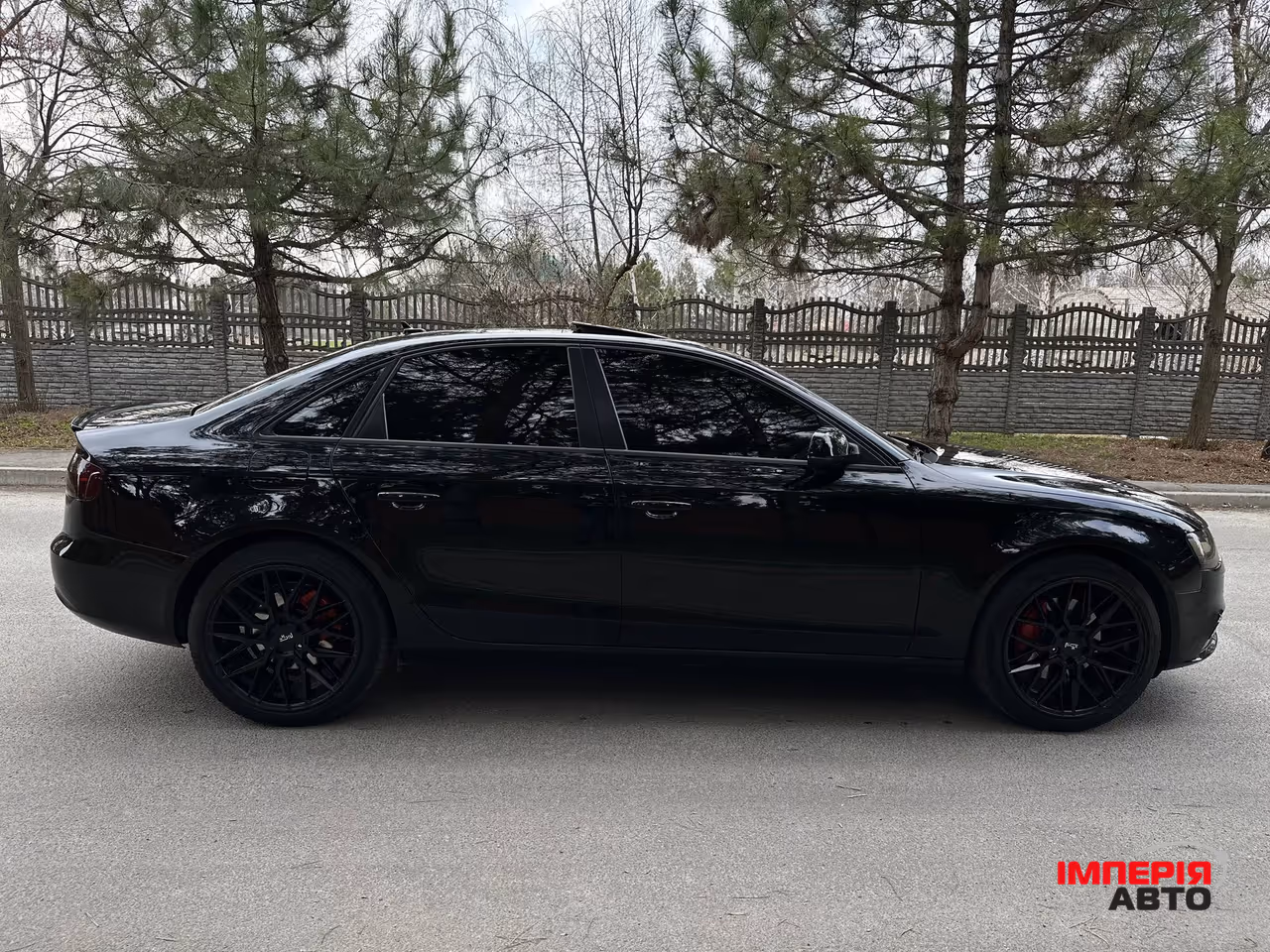 Audi A4 - фото 10