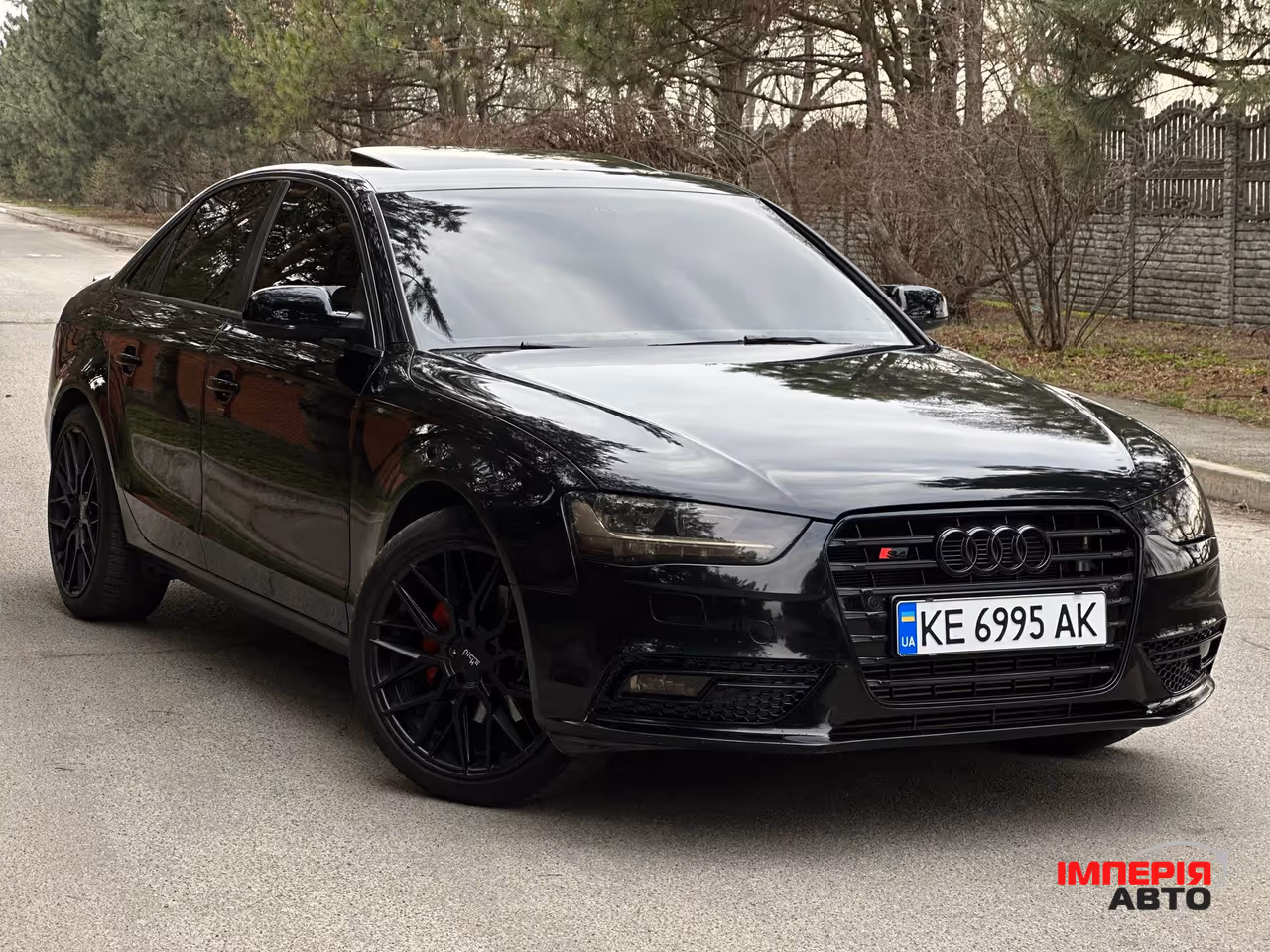 Audi A4 - фото 3