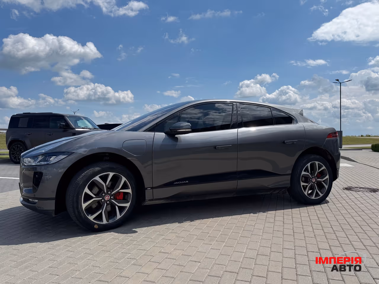 Jaguar I-Pace - фото 6