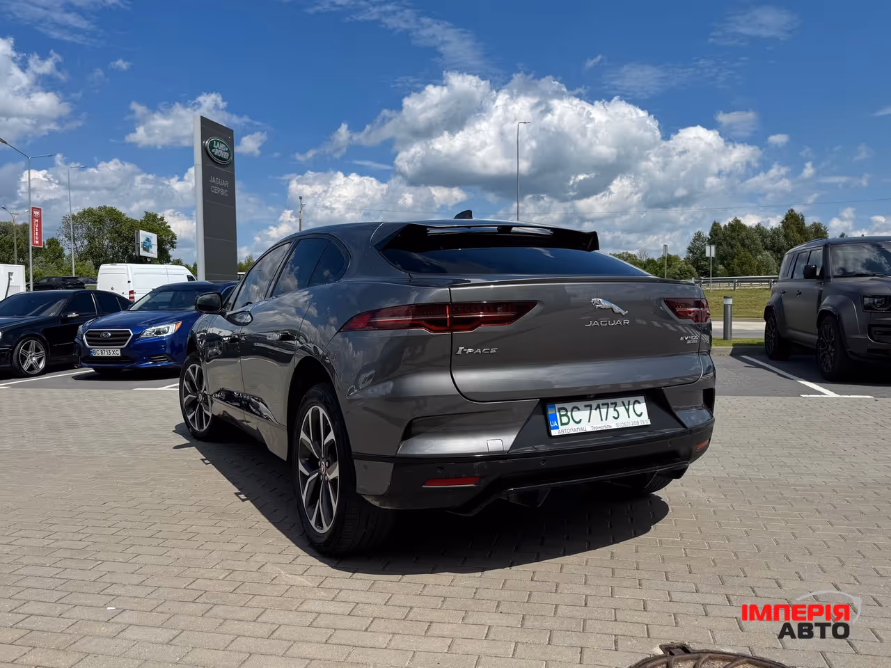 Jaguar I-Pace - фото 9