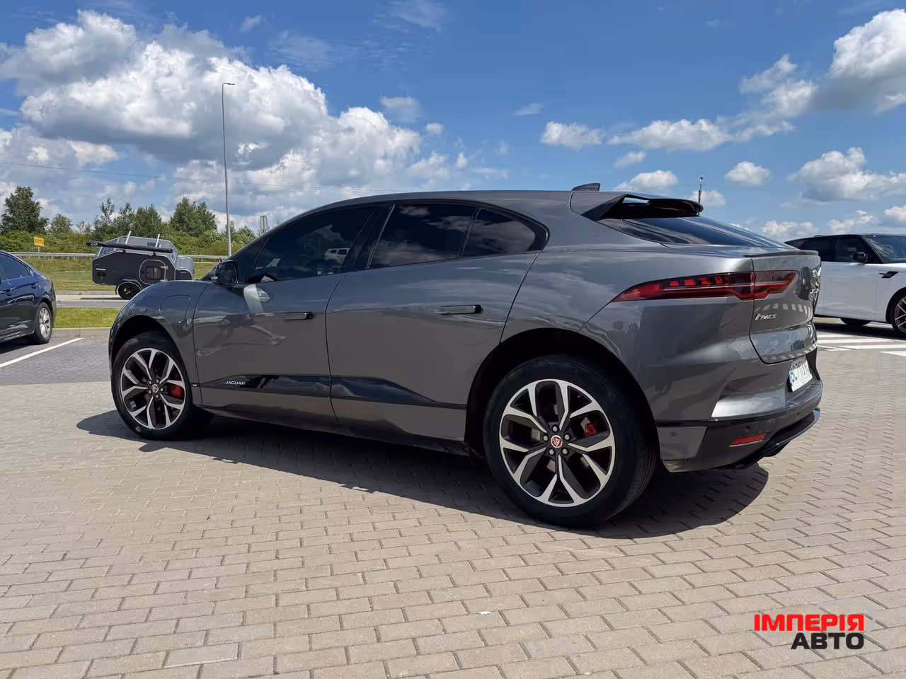 Jaguar I-Pace - фото 11