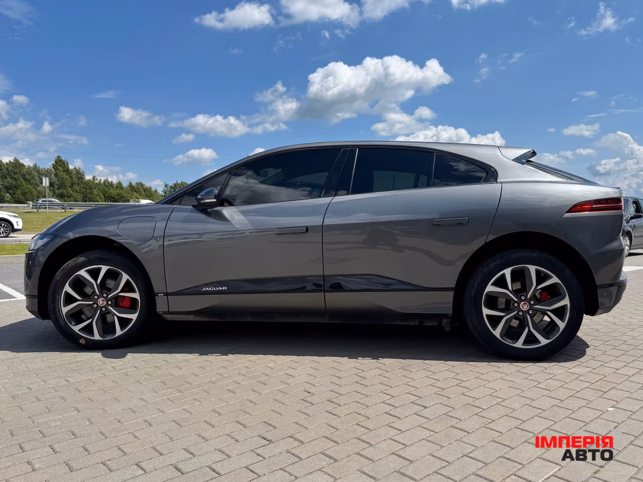 Jaguar I-Pace - фото 12
