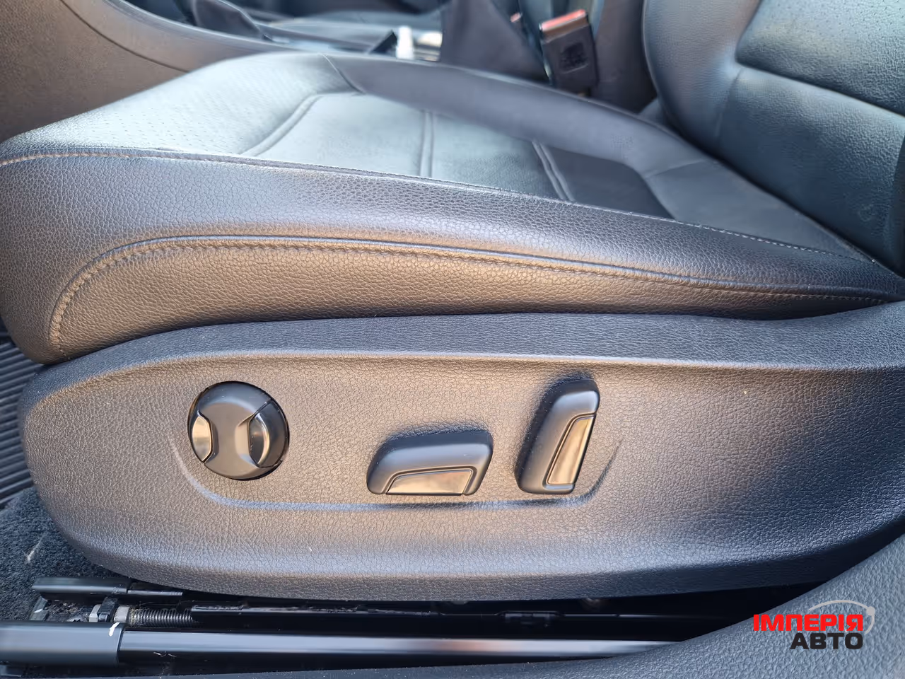 Volkswagen Passat USA/NMS - фото 14