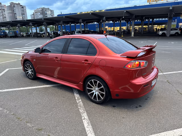 Mitsubishi Lancer - зображення 4