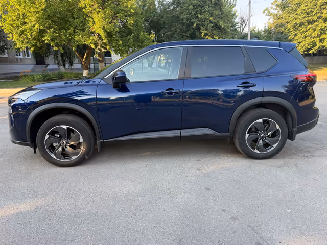 Nissan Rogue - фото 4