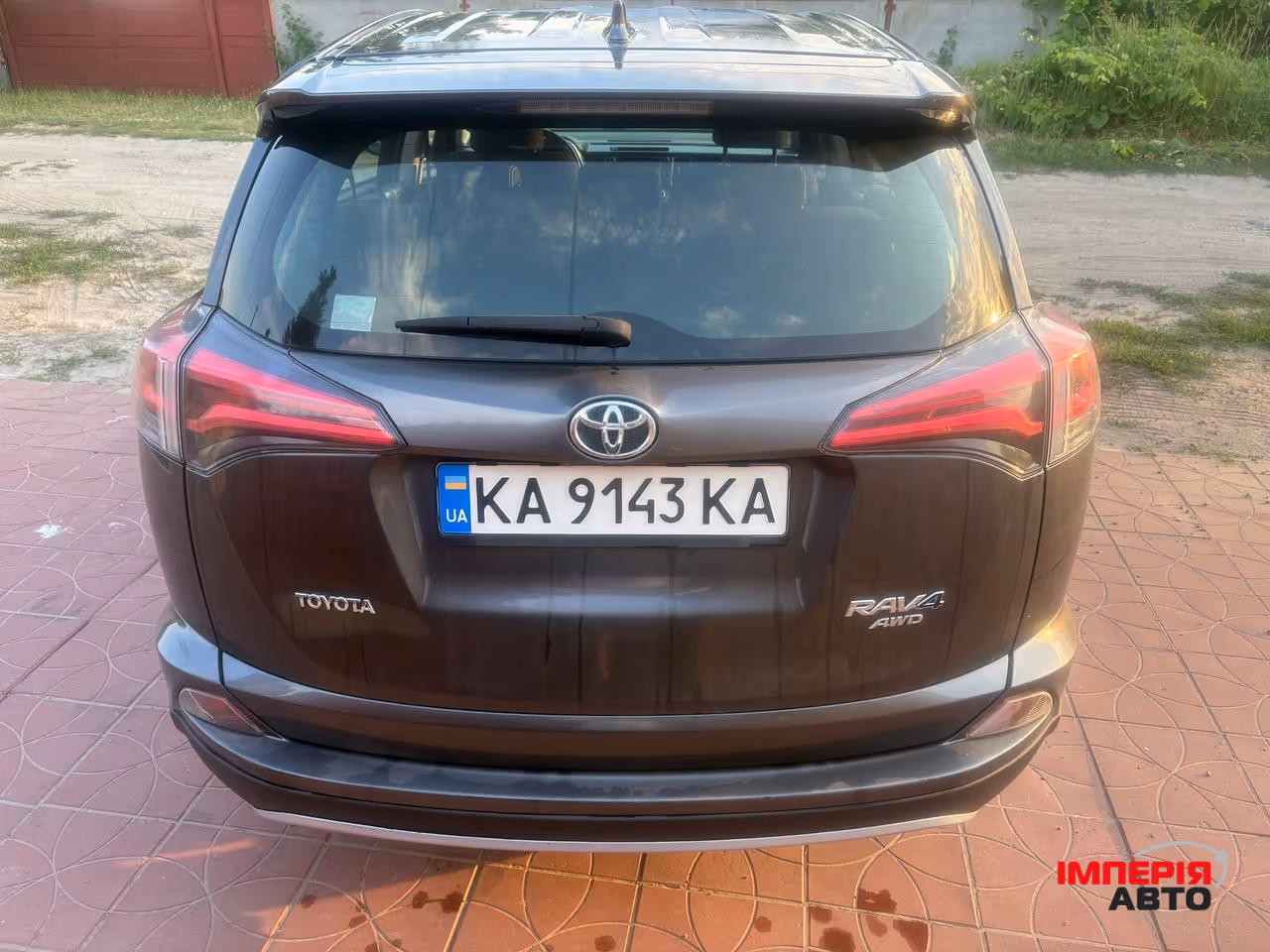 Toyota RAV4 - фото 5