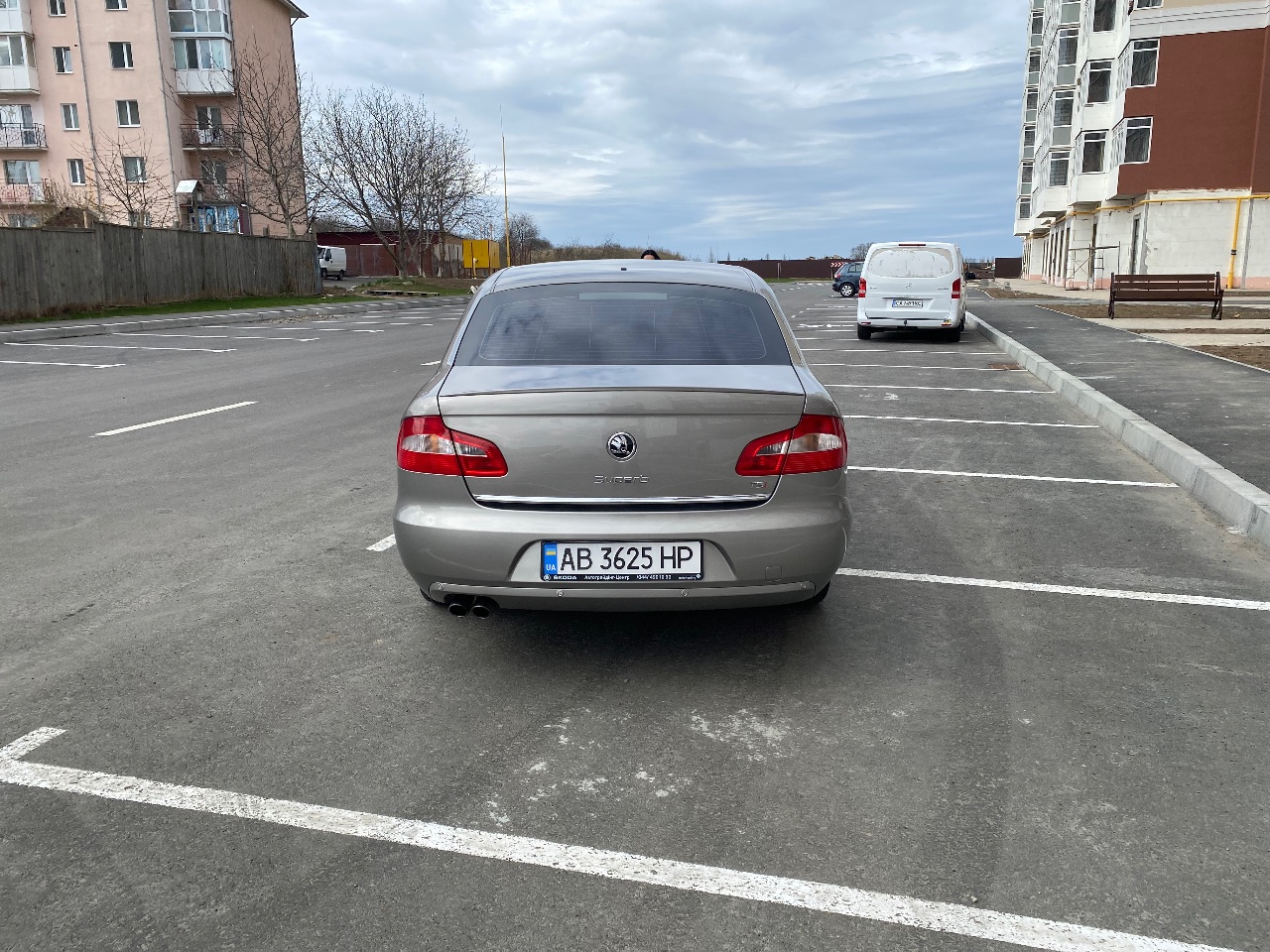 Skoda Superb - фото 1