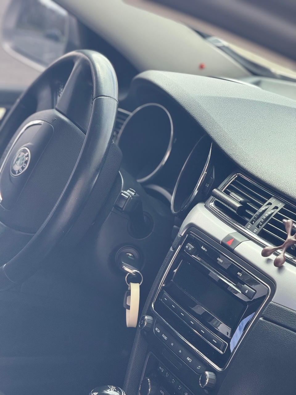 Skoda Superb - фото 9