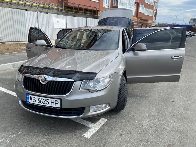 Skoda Superb - фото 3
