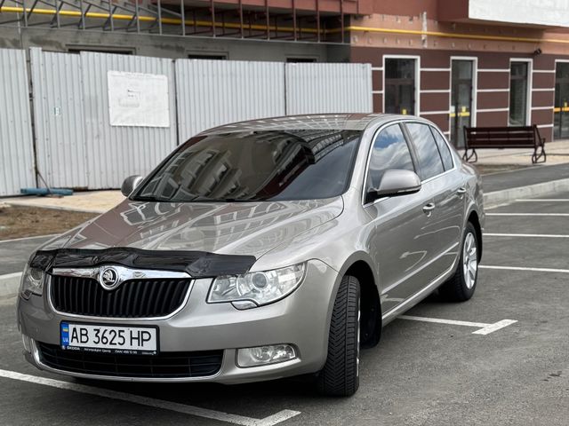 Skoda Superb - фото 4