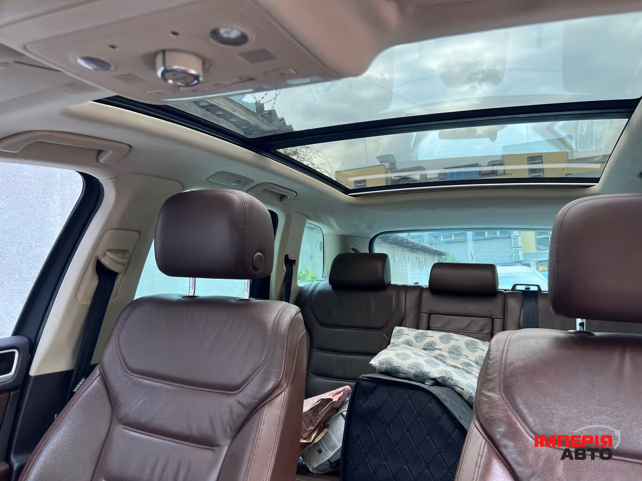 Volkswagen Touareg - фото 11