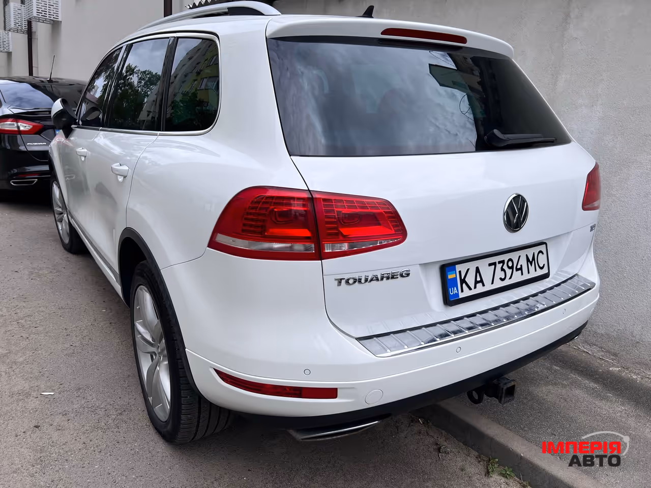 Volkswagen Touareg - фото 1