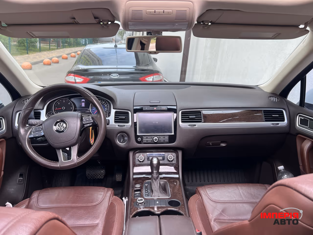 Volkswagen Touareg - фото 8
