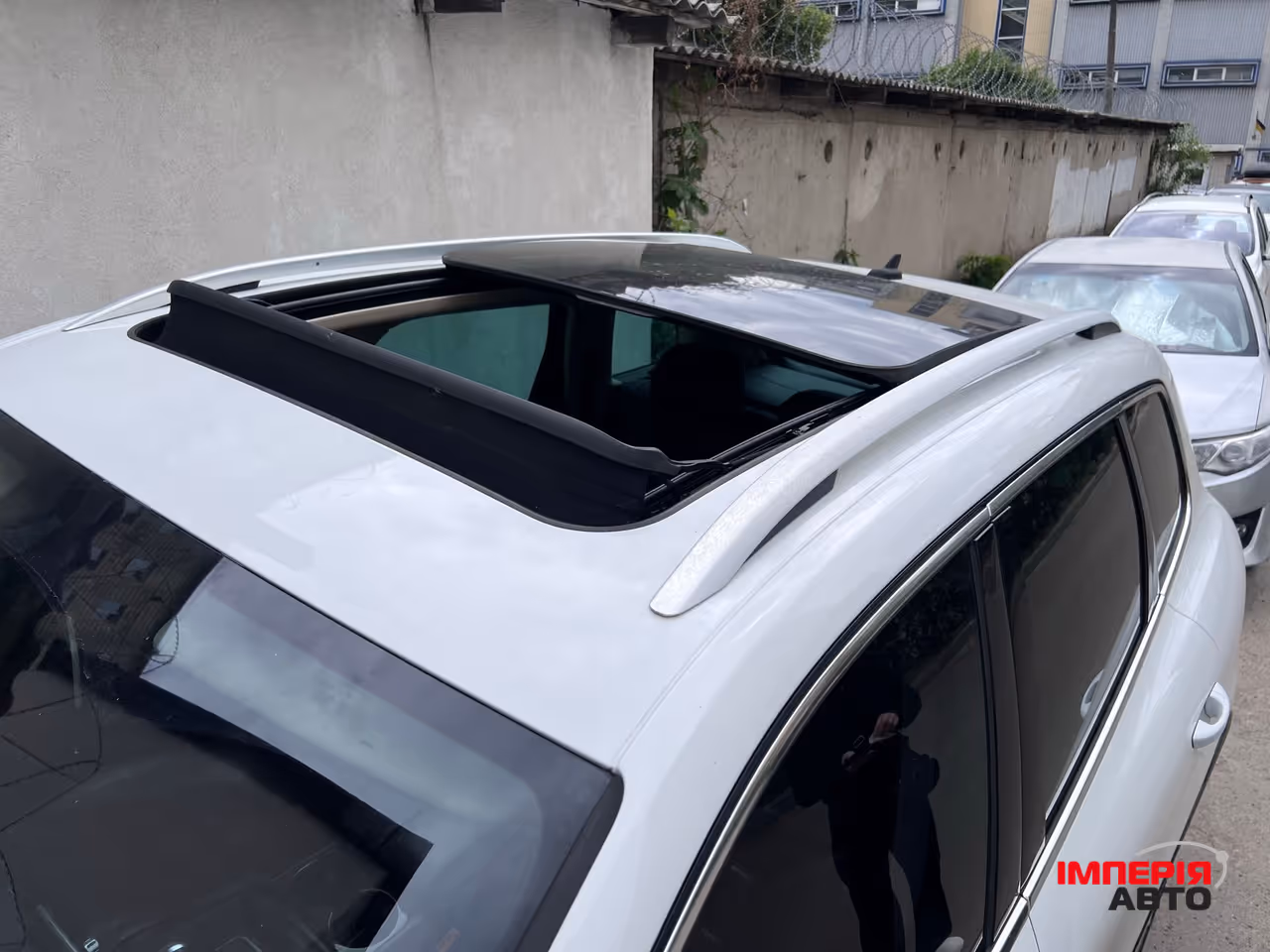 Volkswagen Touareg - фото 5