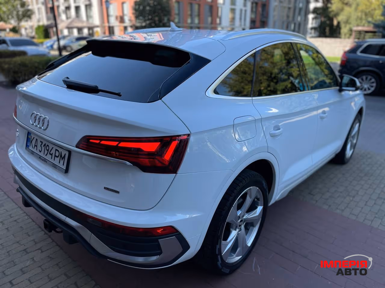 Audi Q5 Sportback - фото 9