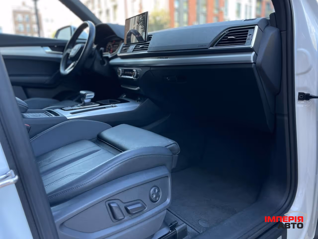 Audi Q5 Sportback - фото 29