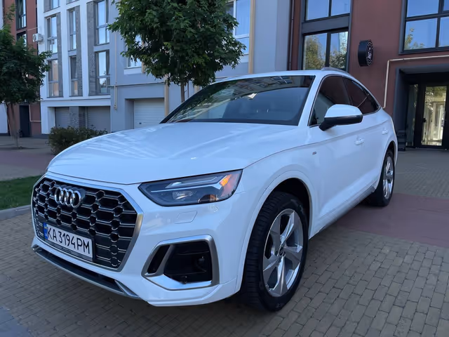 Audi Q5 Sportback - фото 4