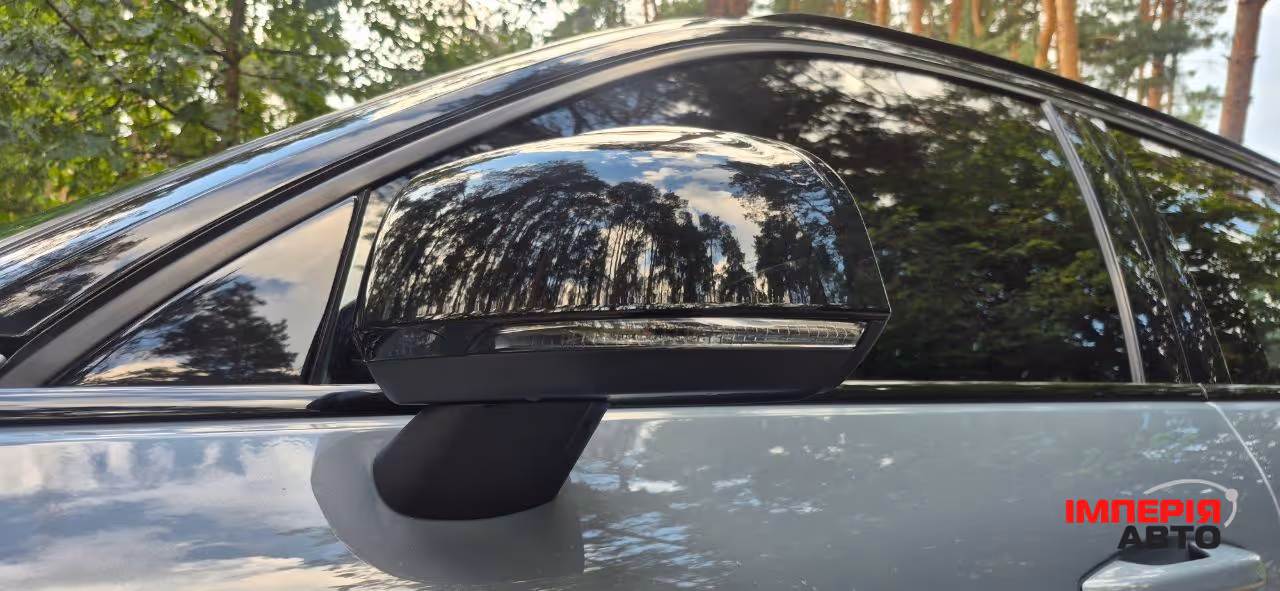 Volvo XC40 - фото 18