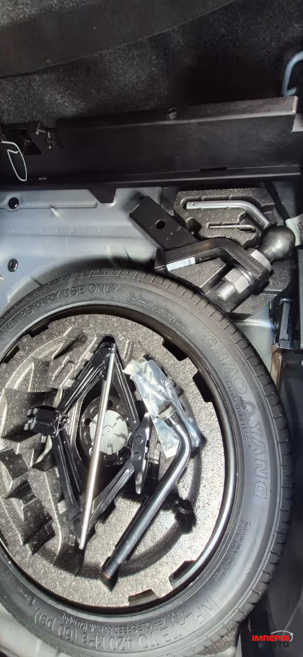 Volvo XC40 - фото 36