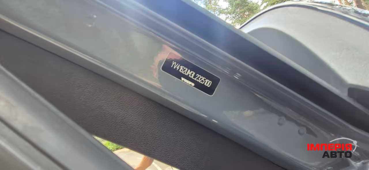 Volvo XC40 - фото 30
