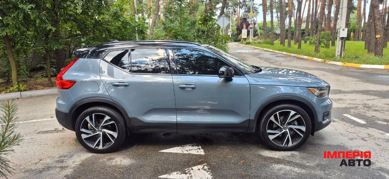 Volvo XC40 - фото 6